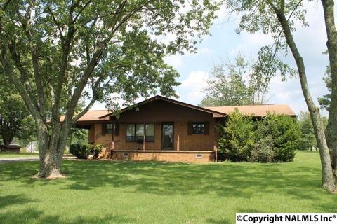 97 Snow Dr