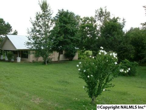 97 Snow Dr
