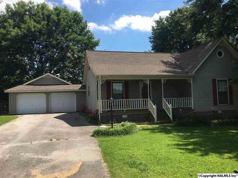 110 Cove Crest Dr