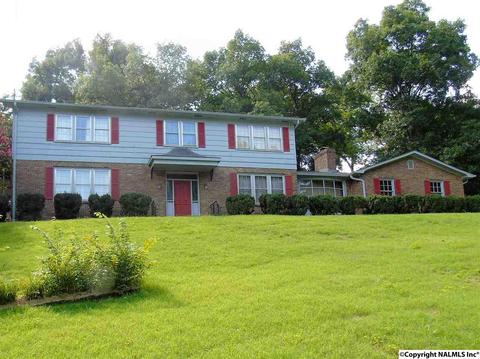 511 Ward Ave