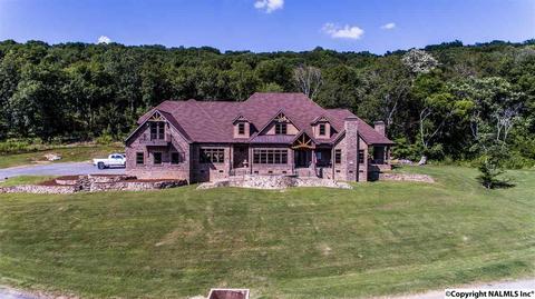 1270 Roundtree Pl