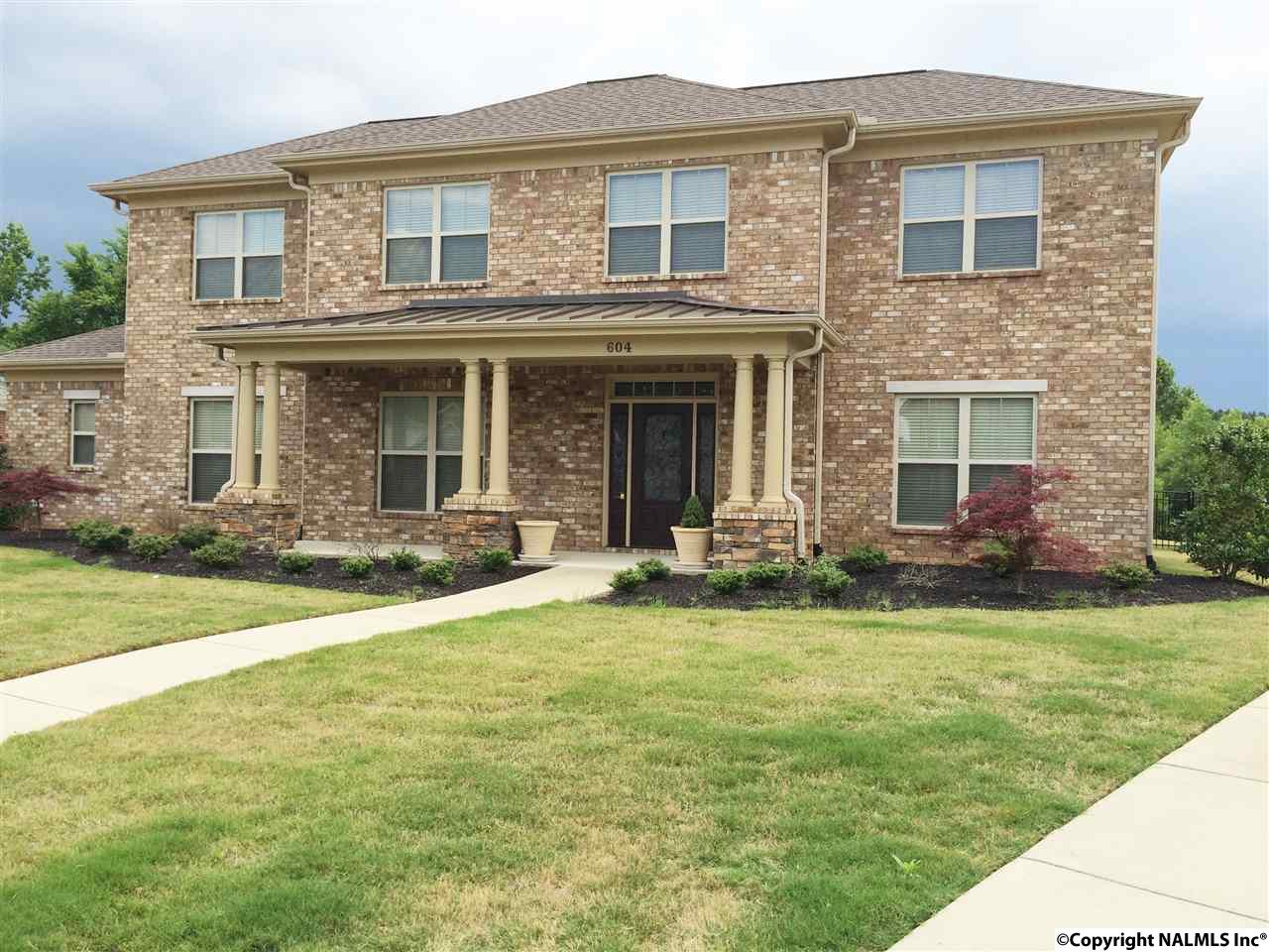 For Sale: 604 Indian Lake Dr SE Huntsville, AL 35803