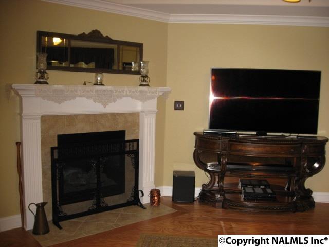 For Sale: 55 Moore Farm Cir Huntsville, AL 35806