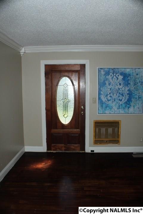 3102 Patrick St