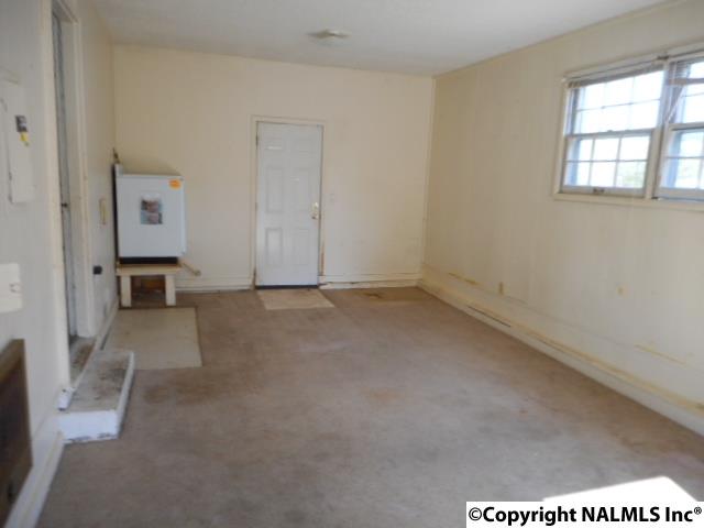 318 N Cedar St