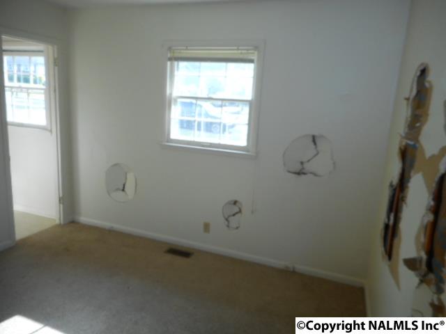 318 N Cedar St