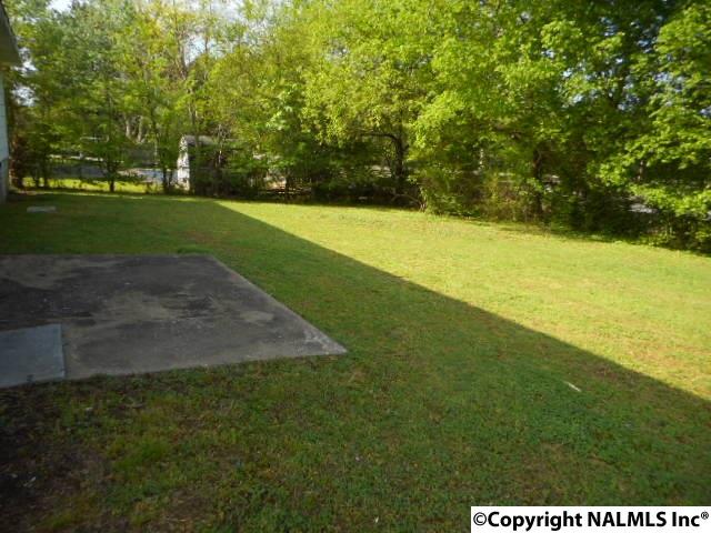 318 N Cedar St