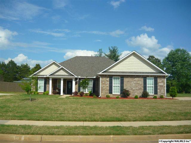 103 Eden Ln