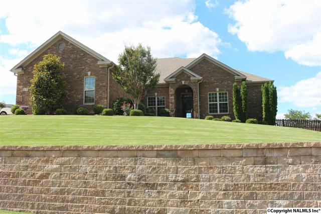 1717 Alm Dr NE