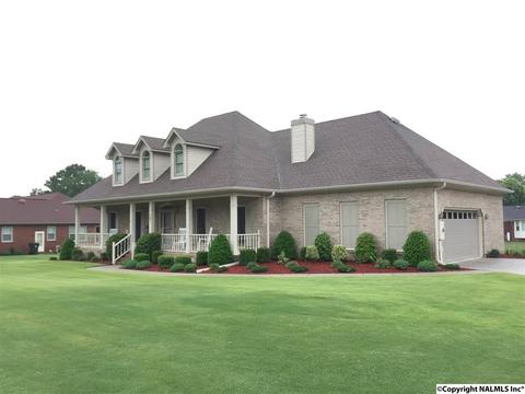 112 Winding Trl