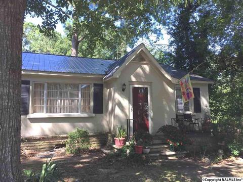 4320 Vista Dr