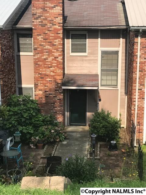 4320 Vista Dr