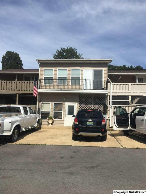 4320 Vista Dr