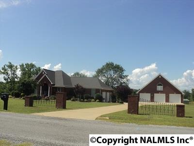 805 County Road 414