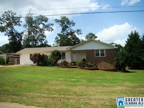 1219 Hillcrest Dr