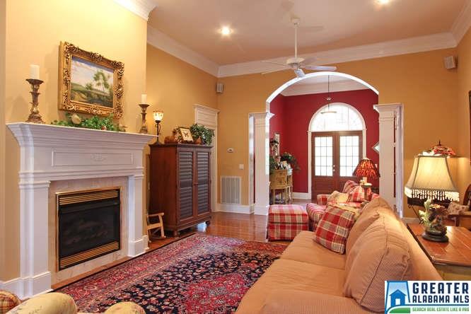 63 Inez Dr