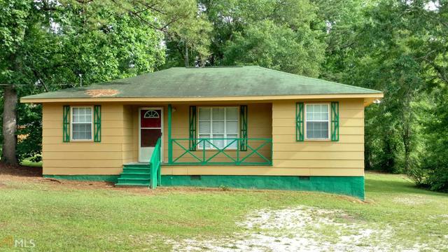 1011 Rosewood Dr