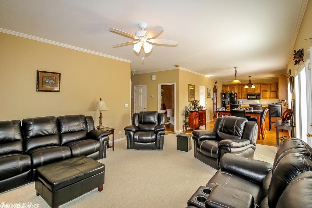 123 St Charles Cir