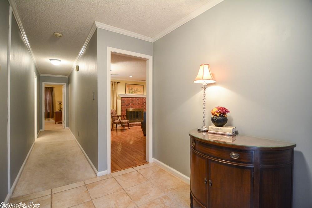 5917 Oakbrook Rd