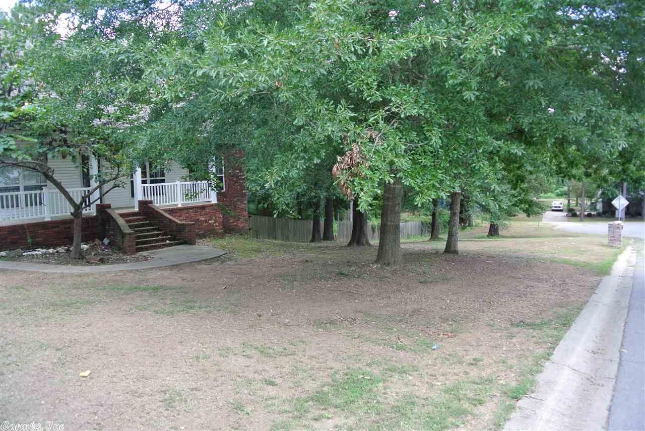 1008 Cherry Ridge Dr