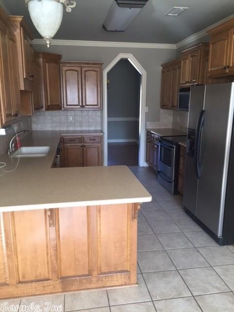 33 Shadow Creek Cir