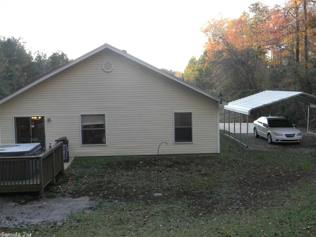 122 Austin Ln