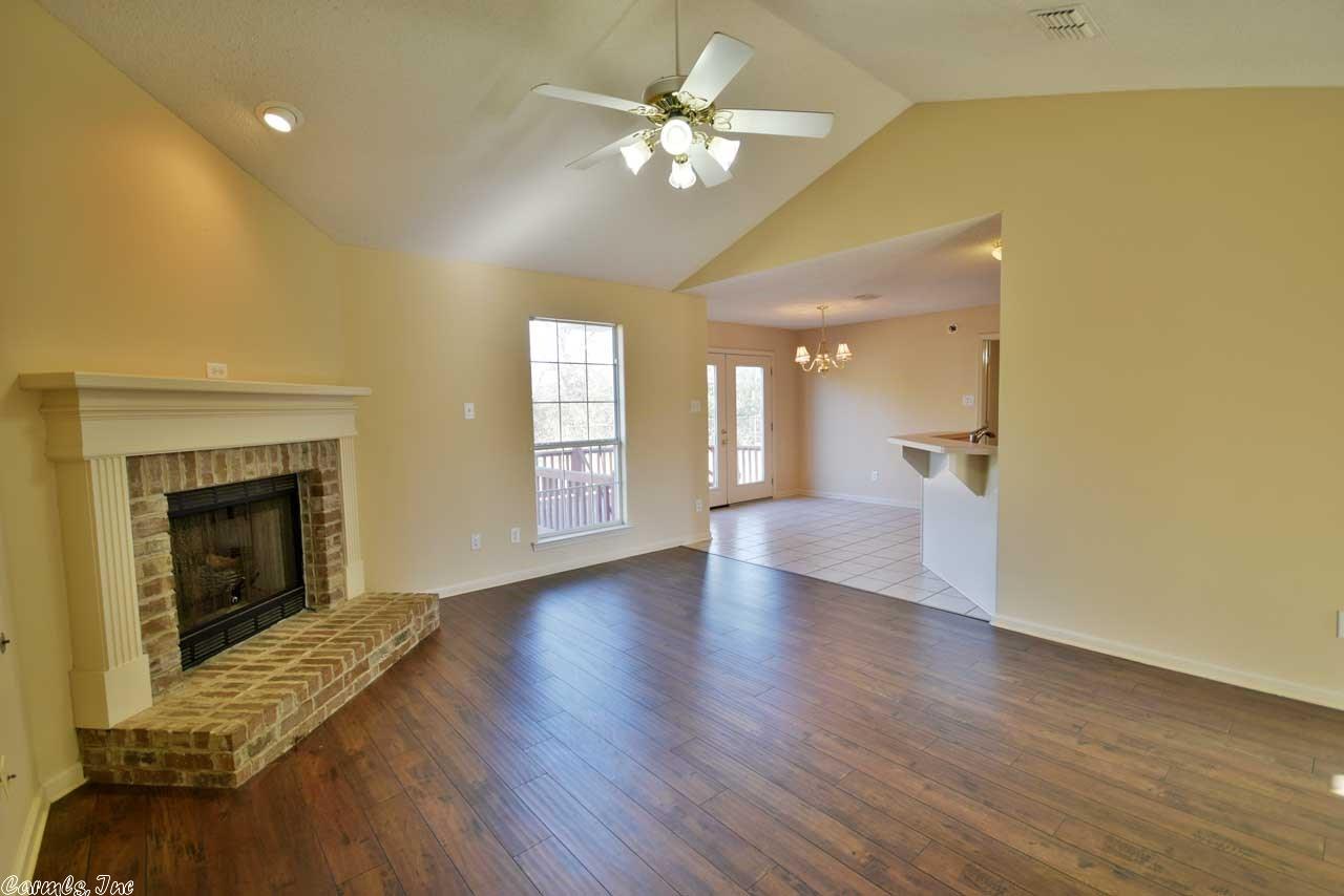 158 Weathering Dr