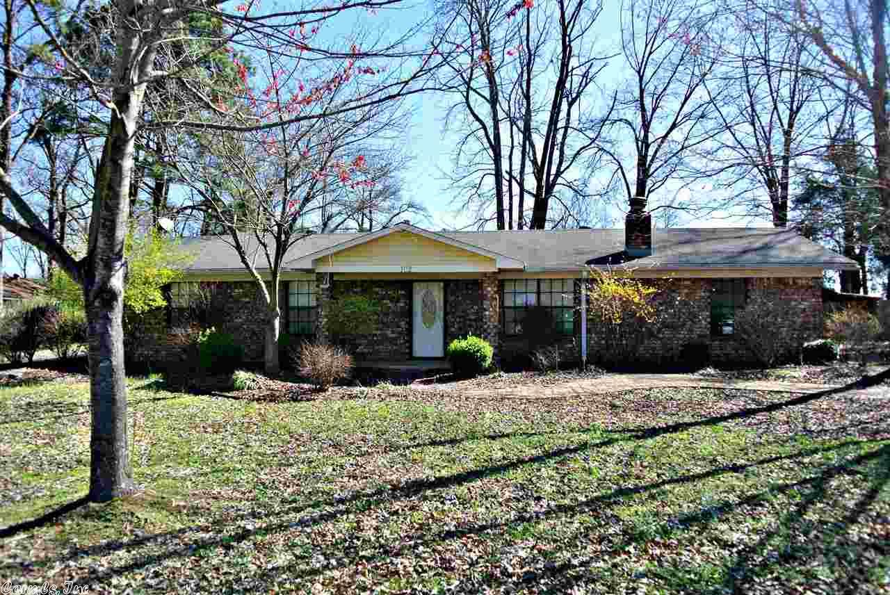 38 Eaglebrook Dr
