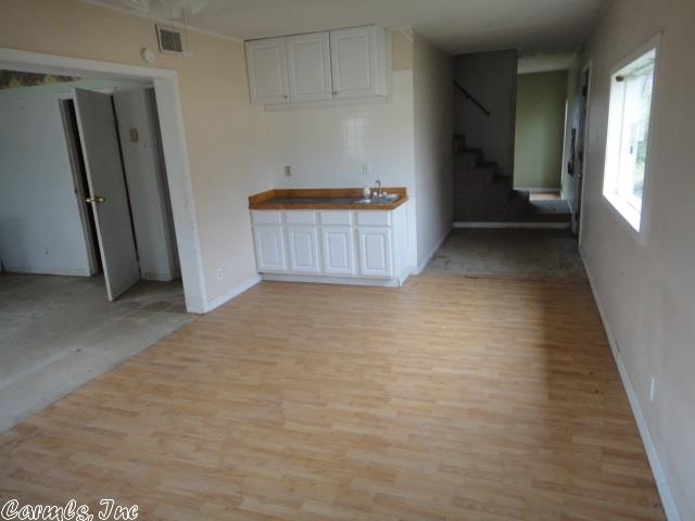 1209 W Vine