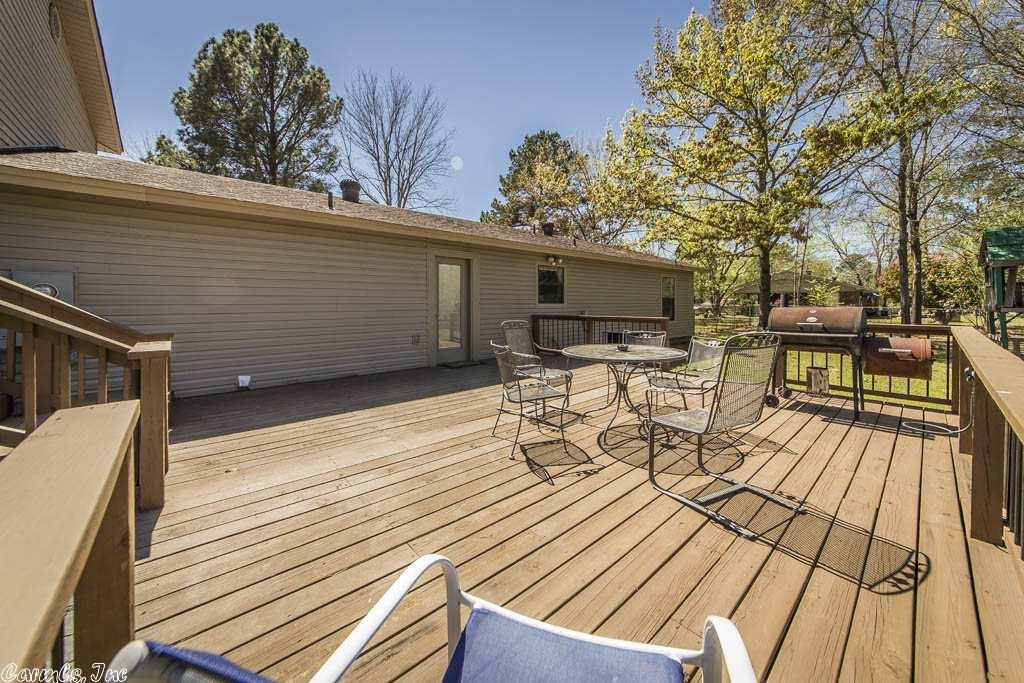 17 Valmont Dr
