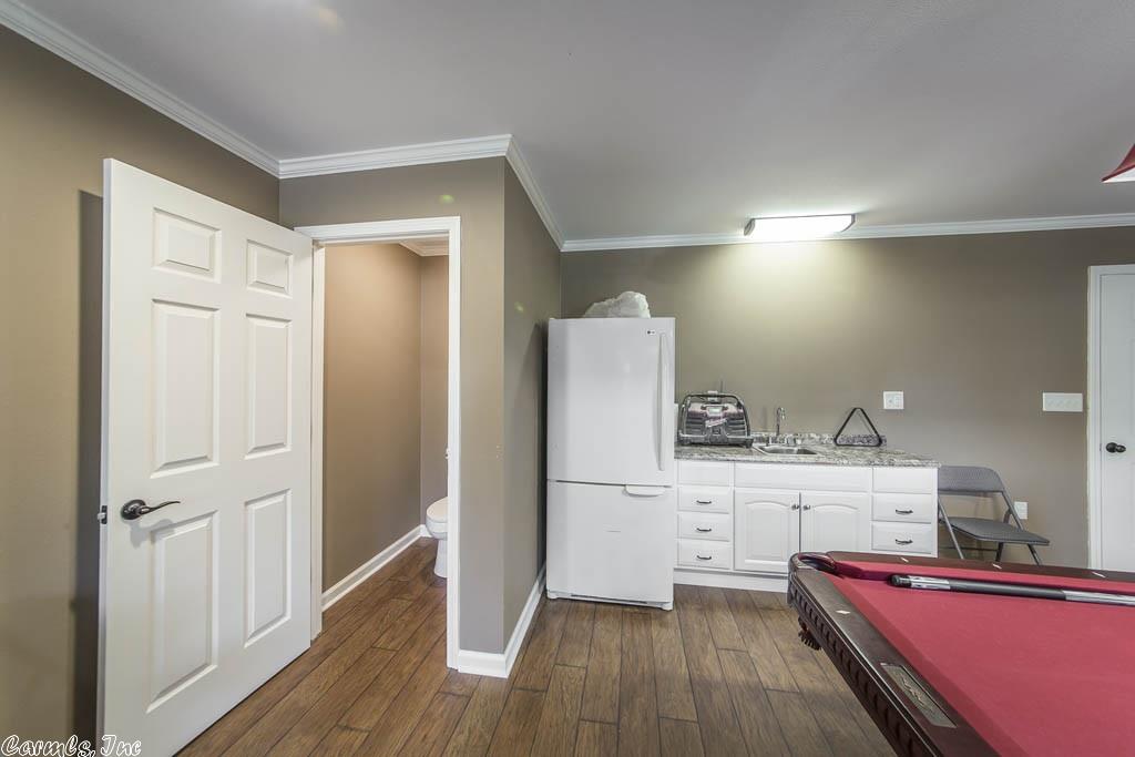 17 Valmont Dr