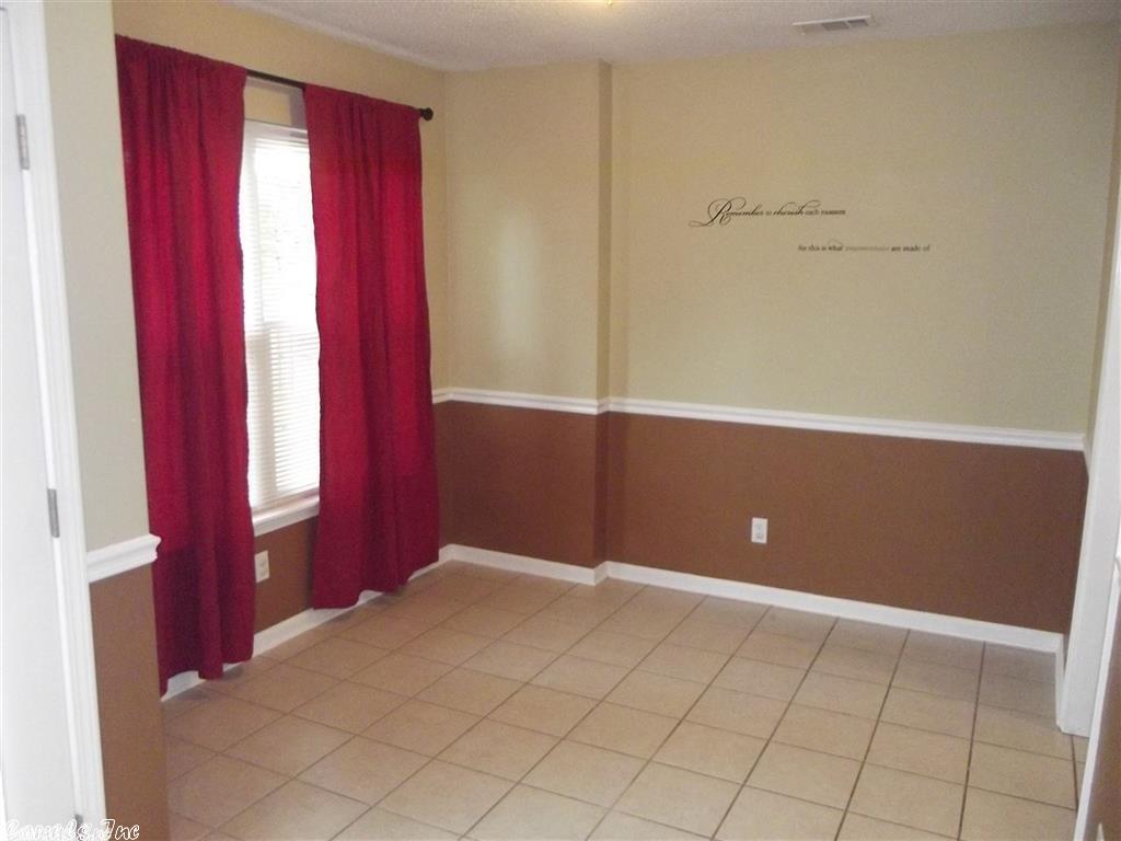 1427 Rebel Dr