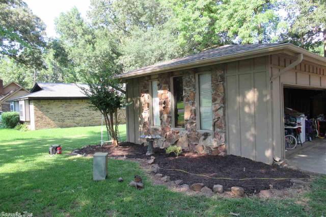3 Fairview Ct