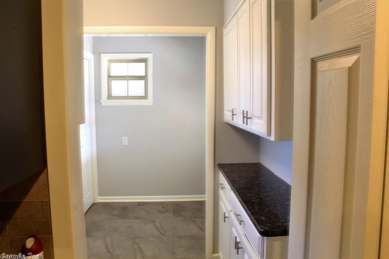 210 Leatherwood Loop