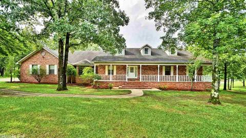 141 Country Oaks Dr