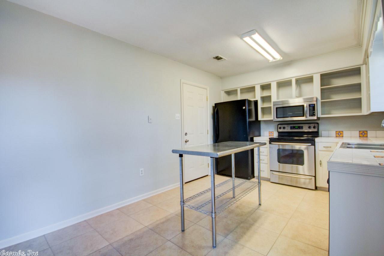 49 Prince Dr