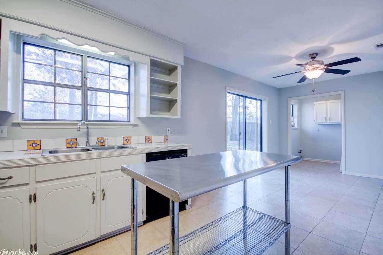 49 Prince Dr