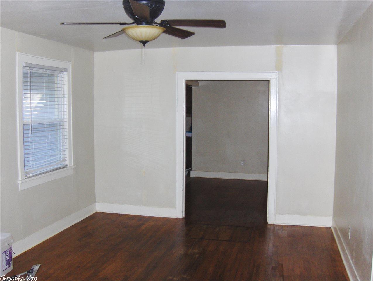 1412 W Short 17th