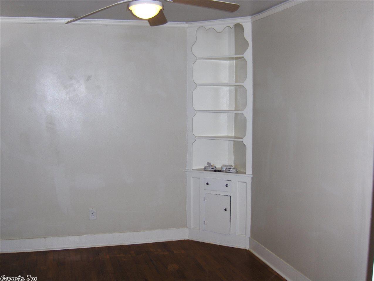 1412 W Short 17th