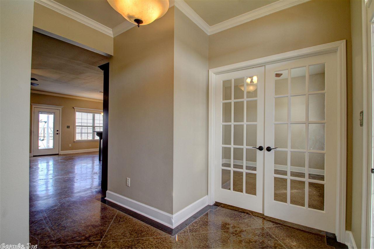 2301 Moortown Dr