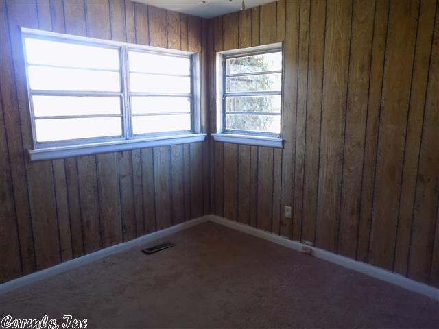 7904 W 36th
