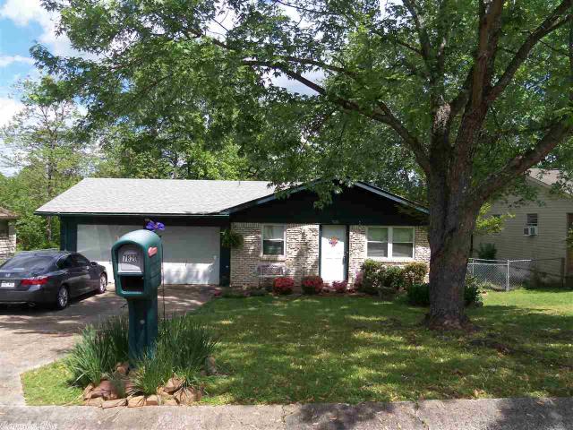 7820 Powell Dr