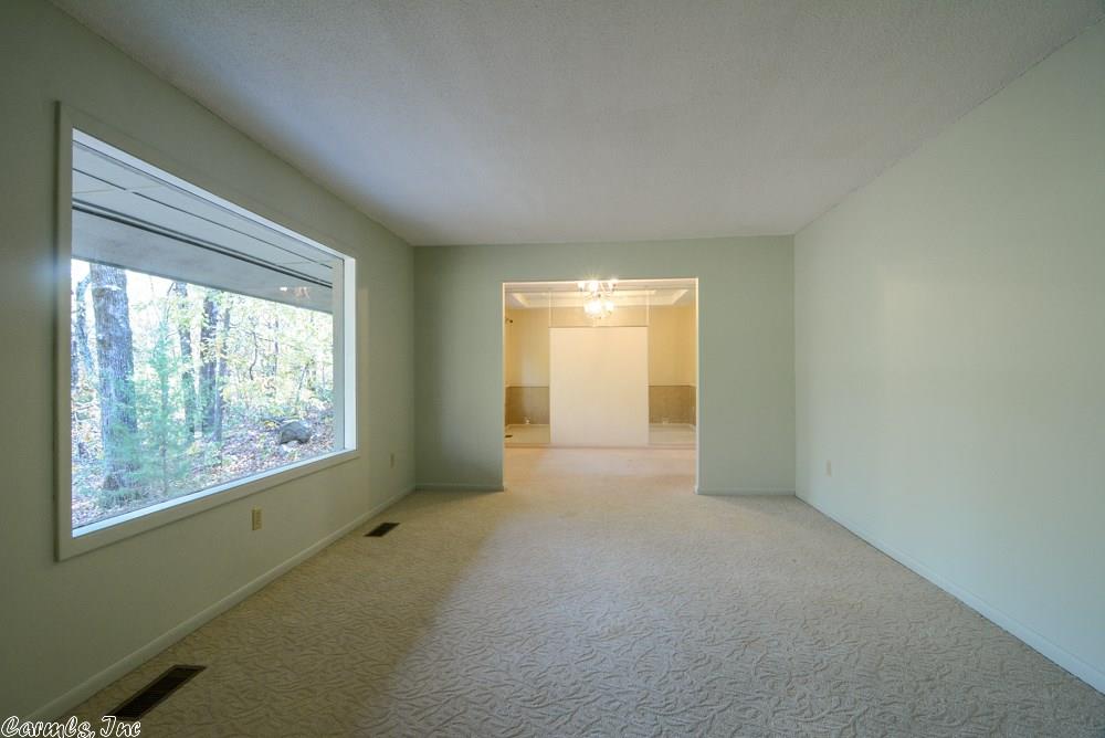 1313 Kellogg Acres