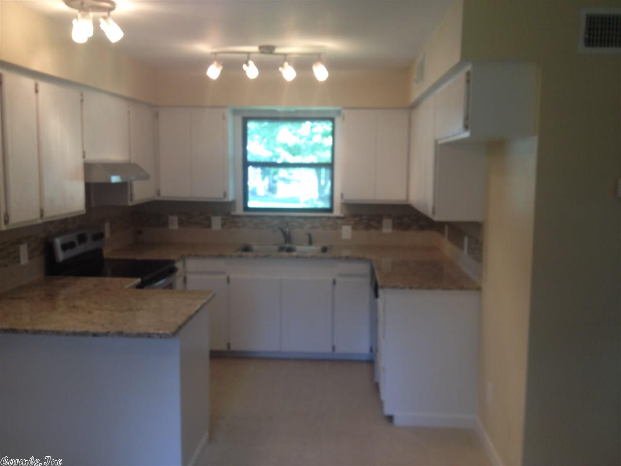 For Sale: 907 Mountain Valley Dr Perryville, AR 72126