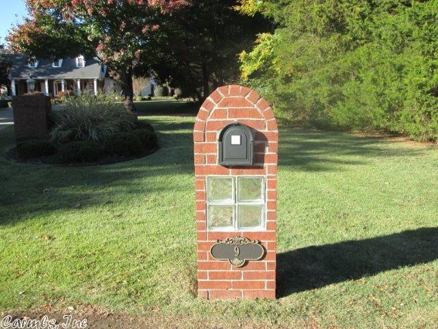 For Sale: 9 Woodcrest Dr Searcy, AR 72143