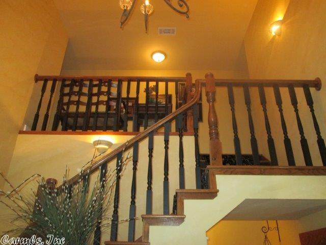 For Sale: 9 Woodcrest Dr Searcy, AR 72143