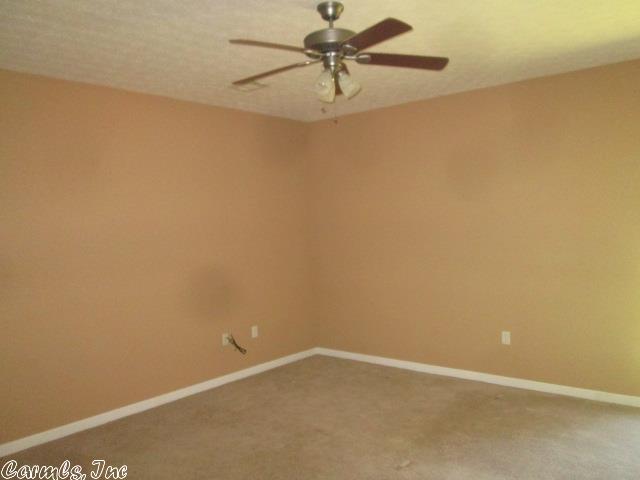 14 Springtree Cir