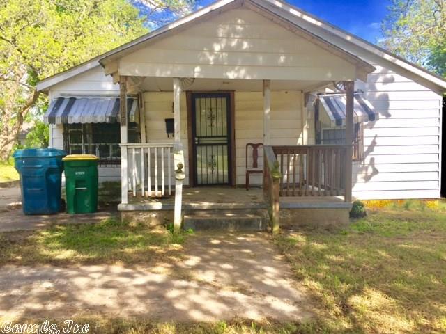 16 Applegate Ct