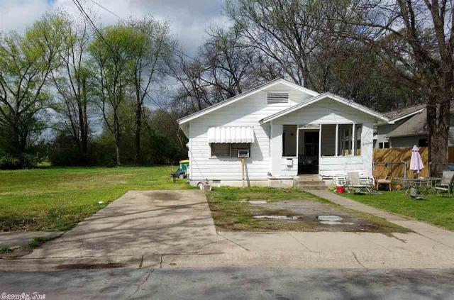 16 Applegate Ct