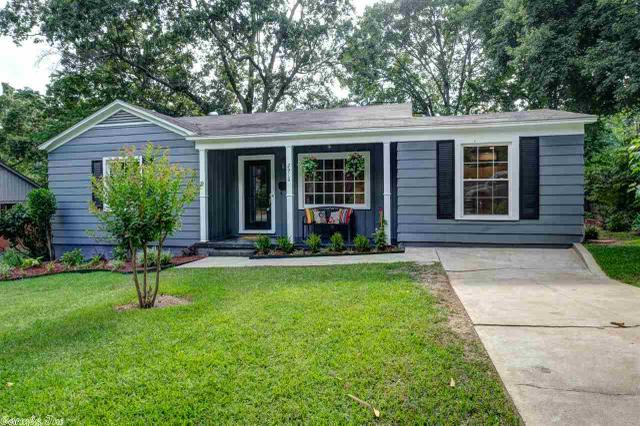 3 Hayfield Rd